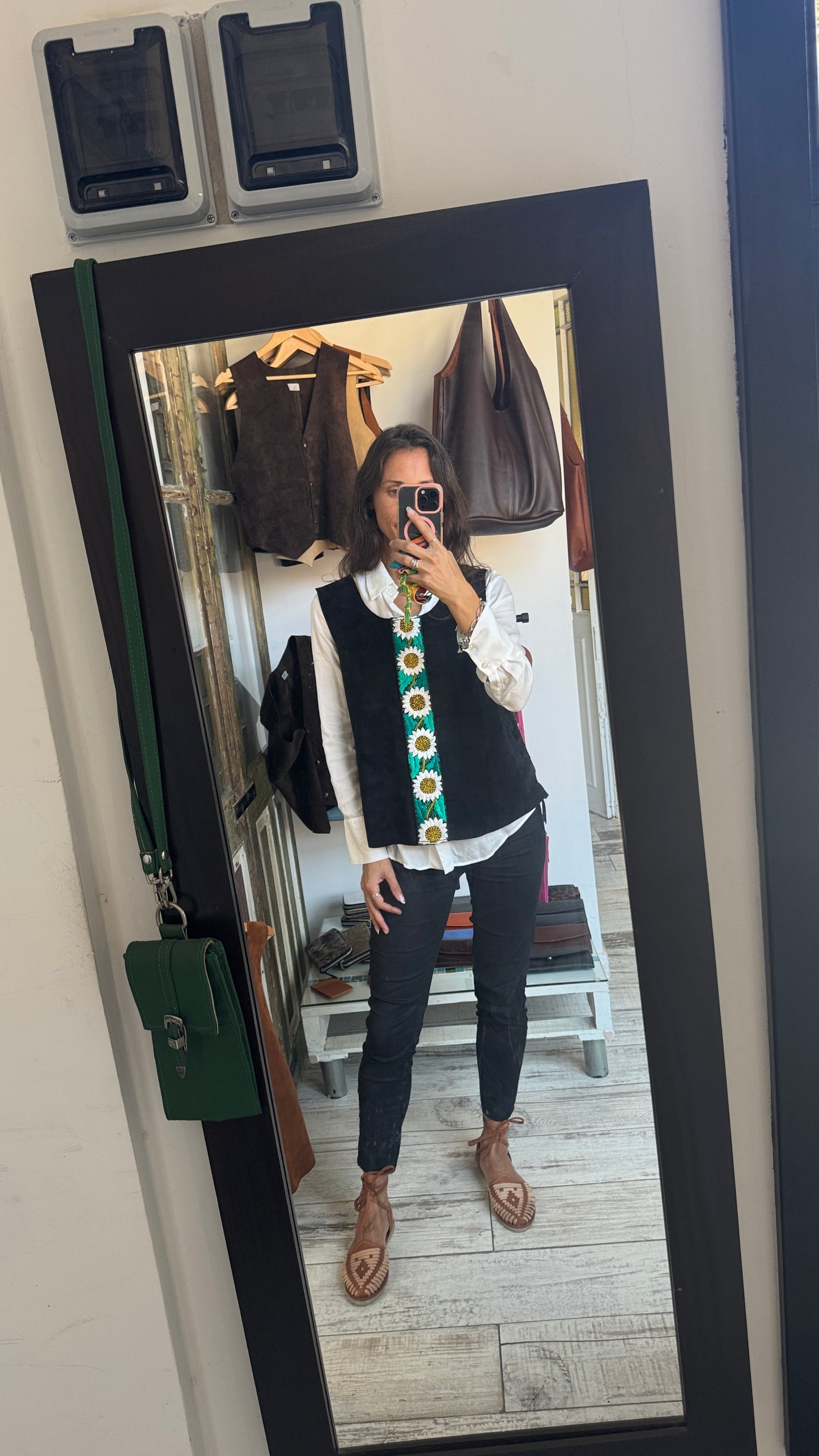 Argentina Suede Top in black + 1/2 Embroidered Strap
