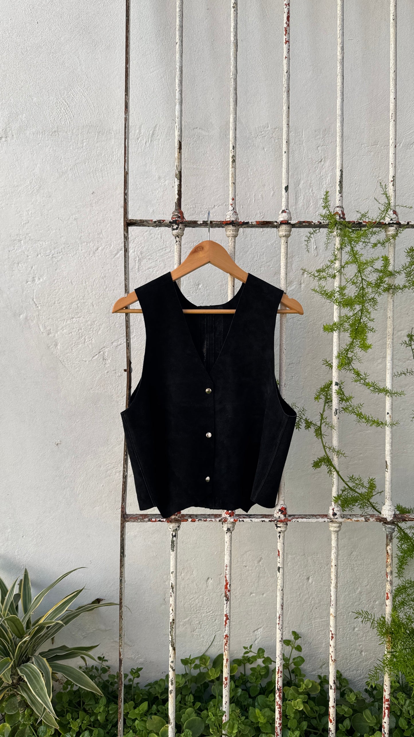 Cordoba Suede Top in Black + 1/2 Embroidered Strap