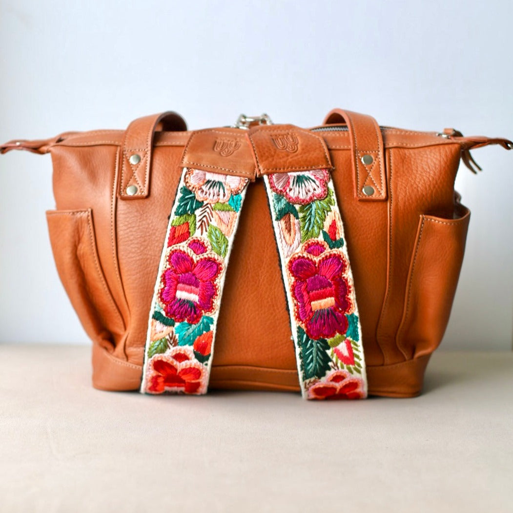 Mochila Teté + 2 Correas Cortas Praga en Caramelo
