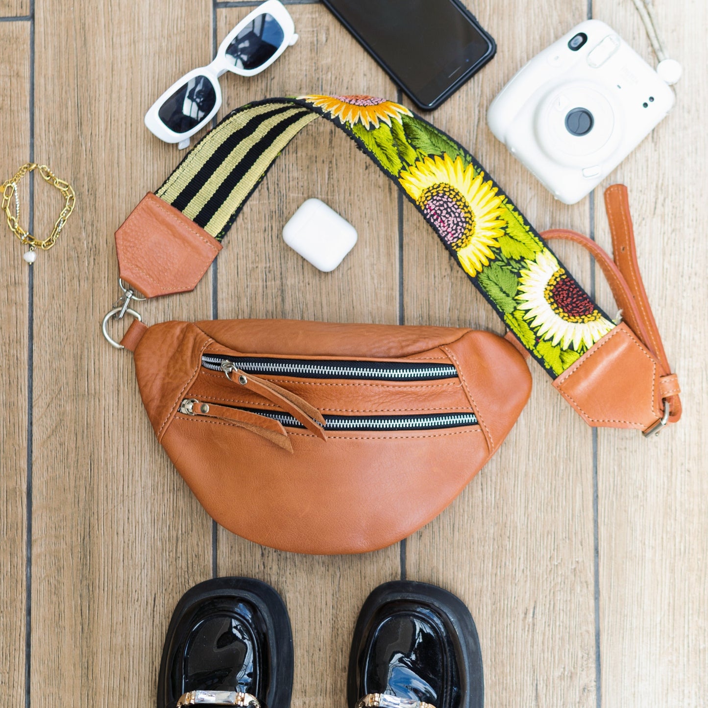 Emma Sling Bag + Buenos Aires Strap in Caramel