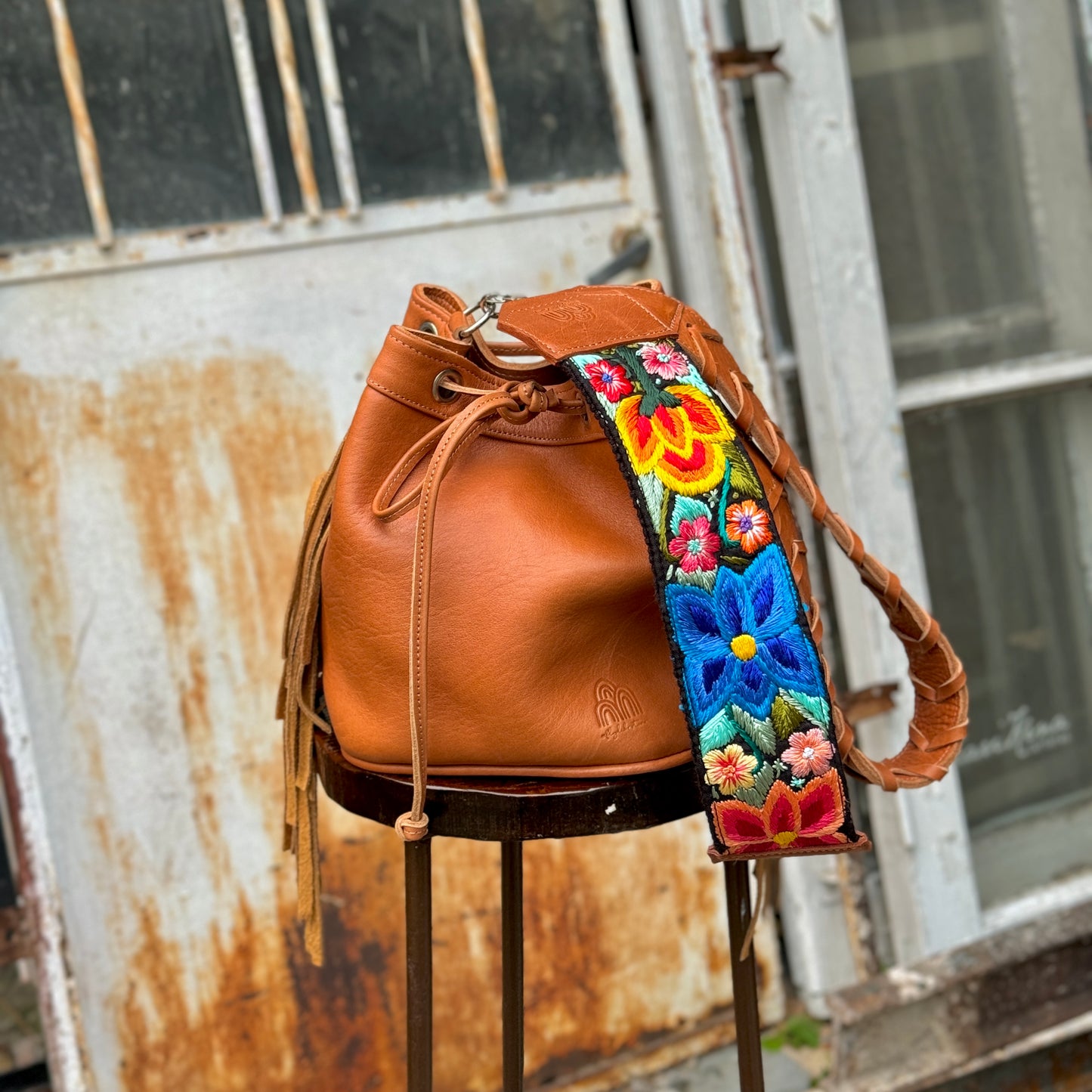 Bolso Elsa en Caramelo + Correa Corta Los Ángeles