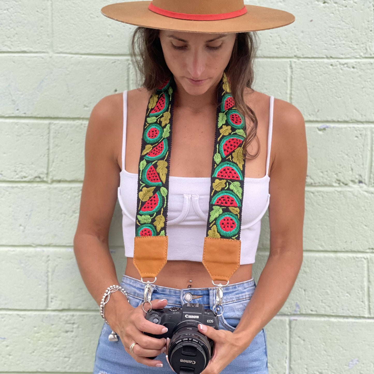 Bahamas Camera Strap in Caramel