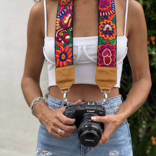 Malibu Camera Strap in Caramel