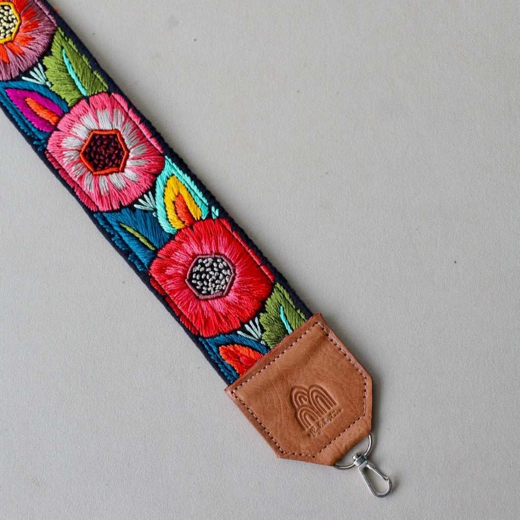 Travel Necessaire Aimé + Mostar Regular Strap in Caramel