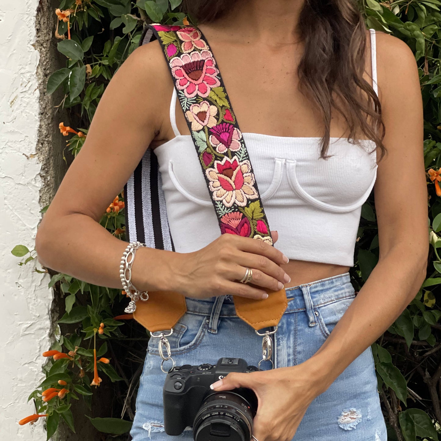 Abu Dhabi Camera Strap in Caramel