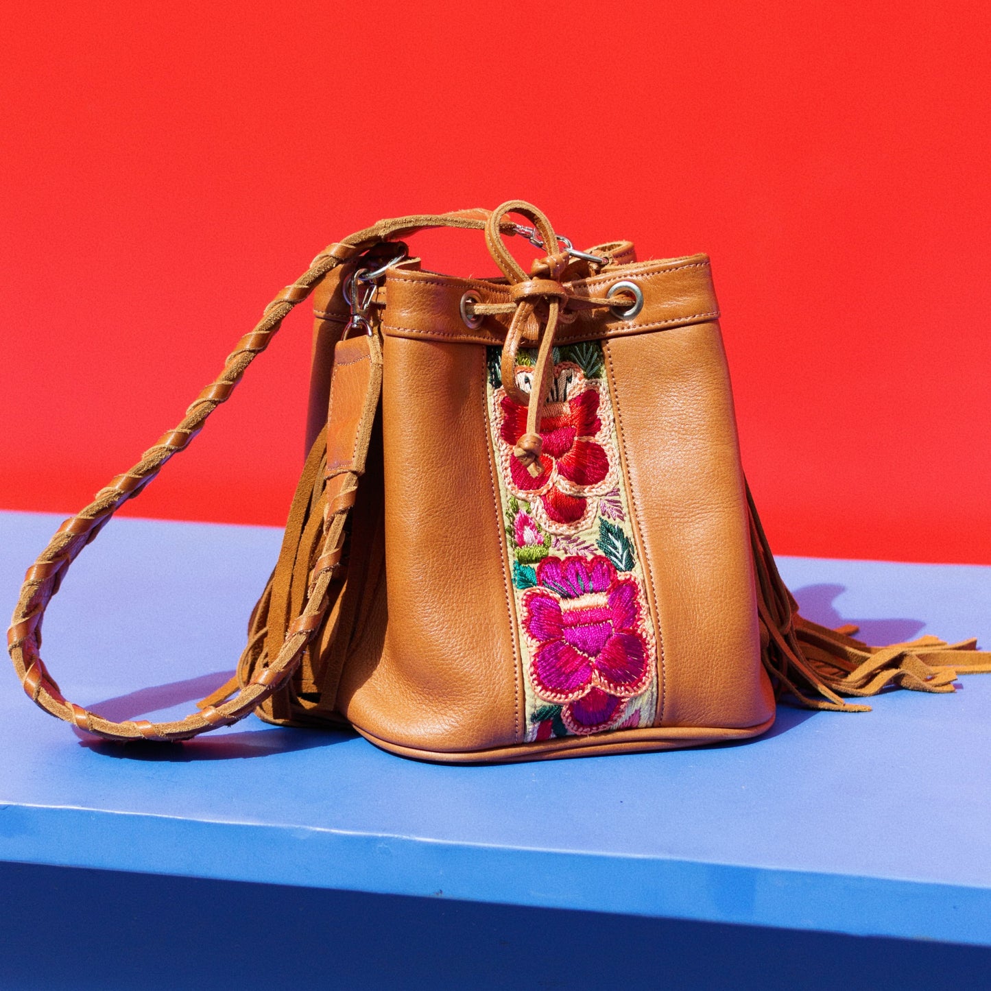 Bolso Elsa en Caramelo + Correa Praga