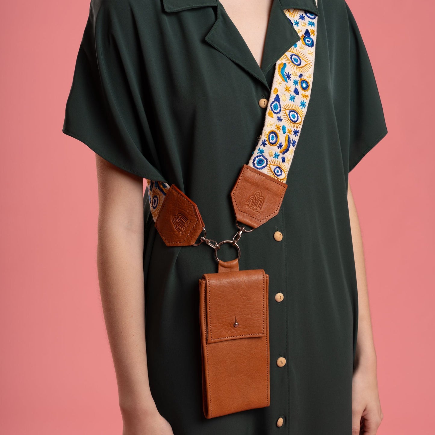 Phone Pouch Titi + Mykonos Long Strap in Caramel