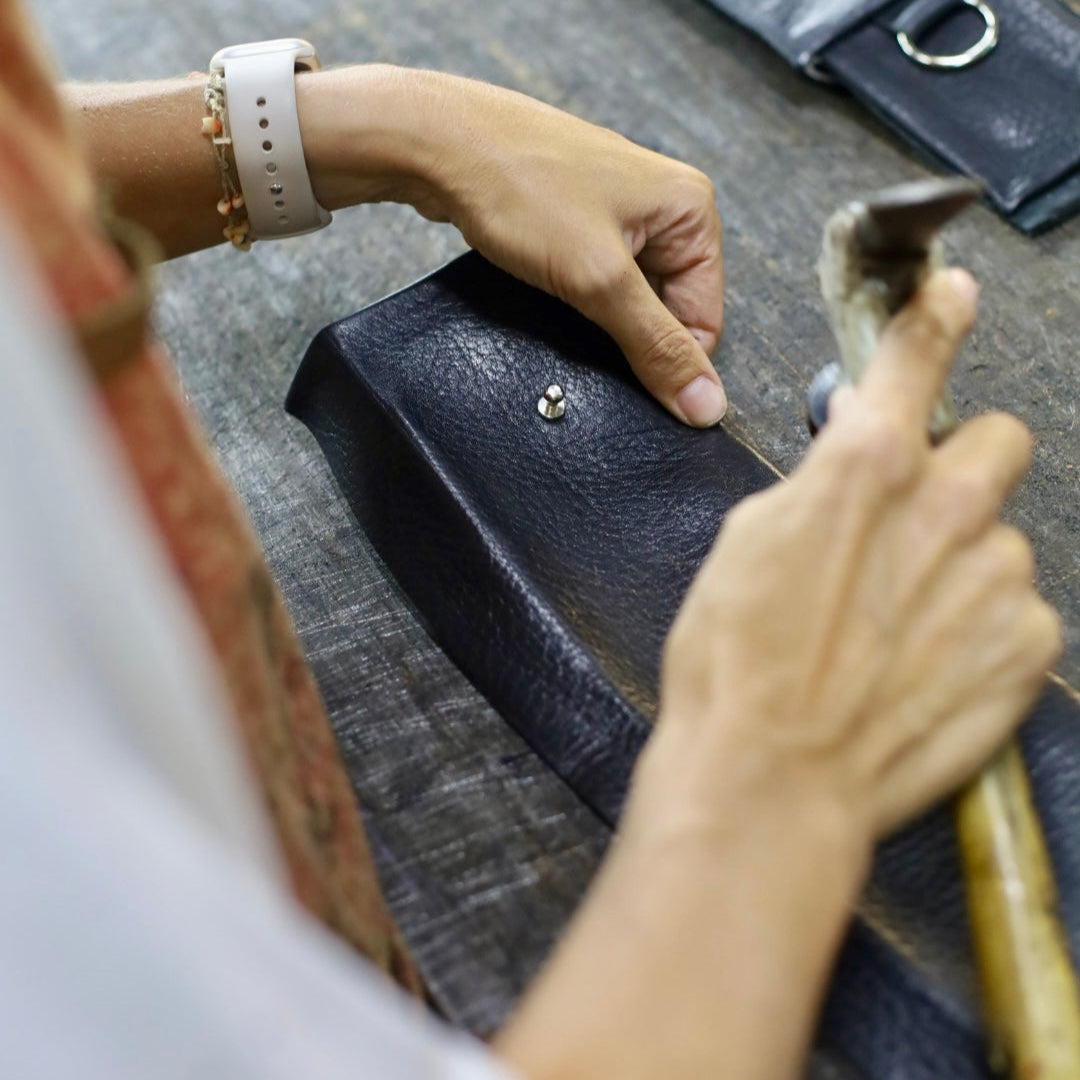 Phone Pouch Titi + Edinburgh Long Strap in Black