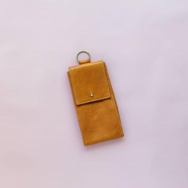 Phone Pouch Titi in Caramel