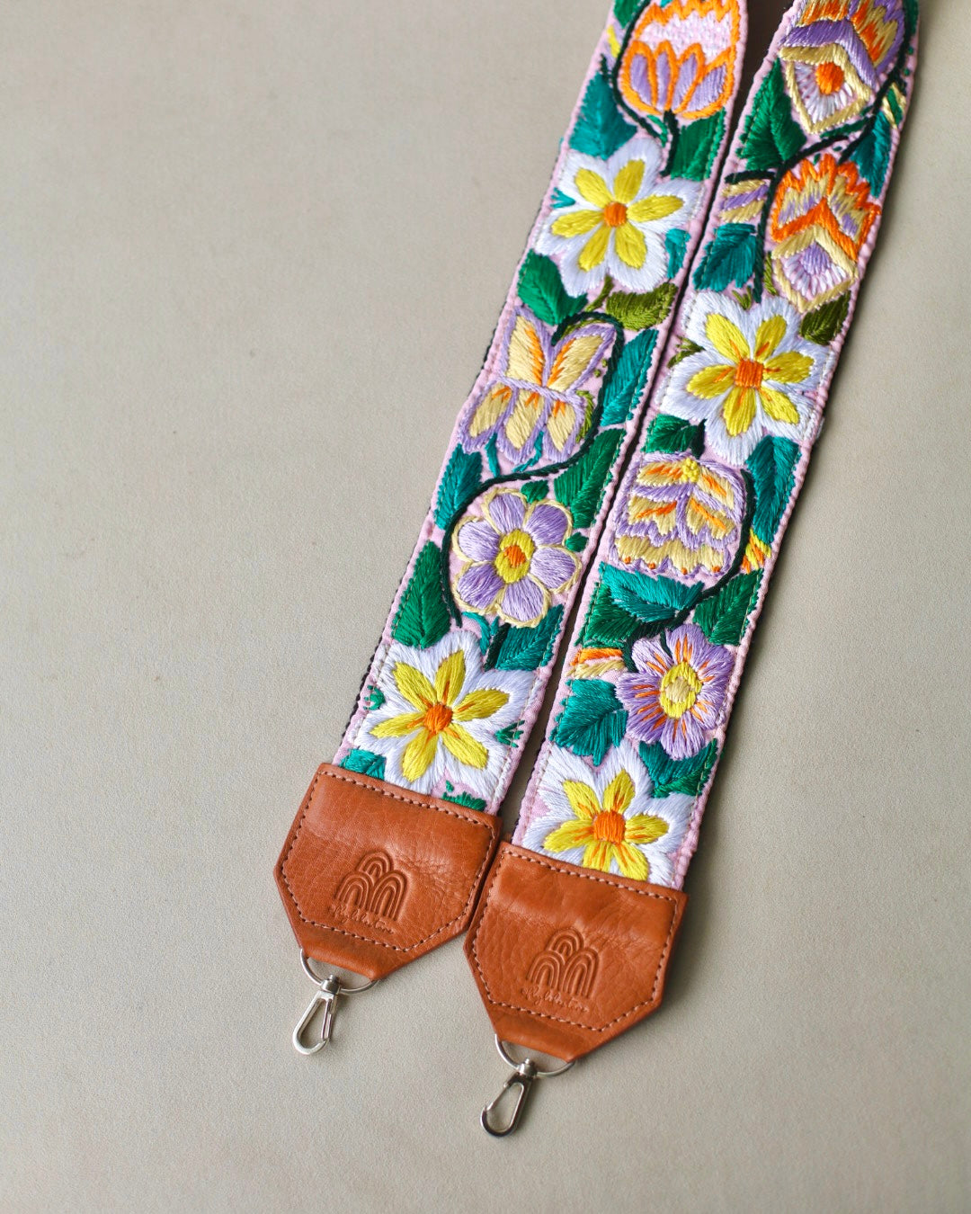 Travel Necessaire Aimé + Bali Long Strap in Caramel