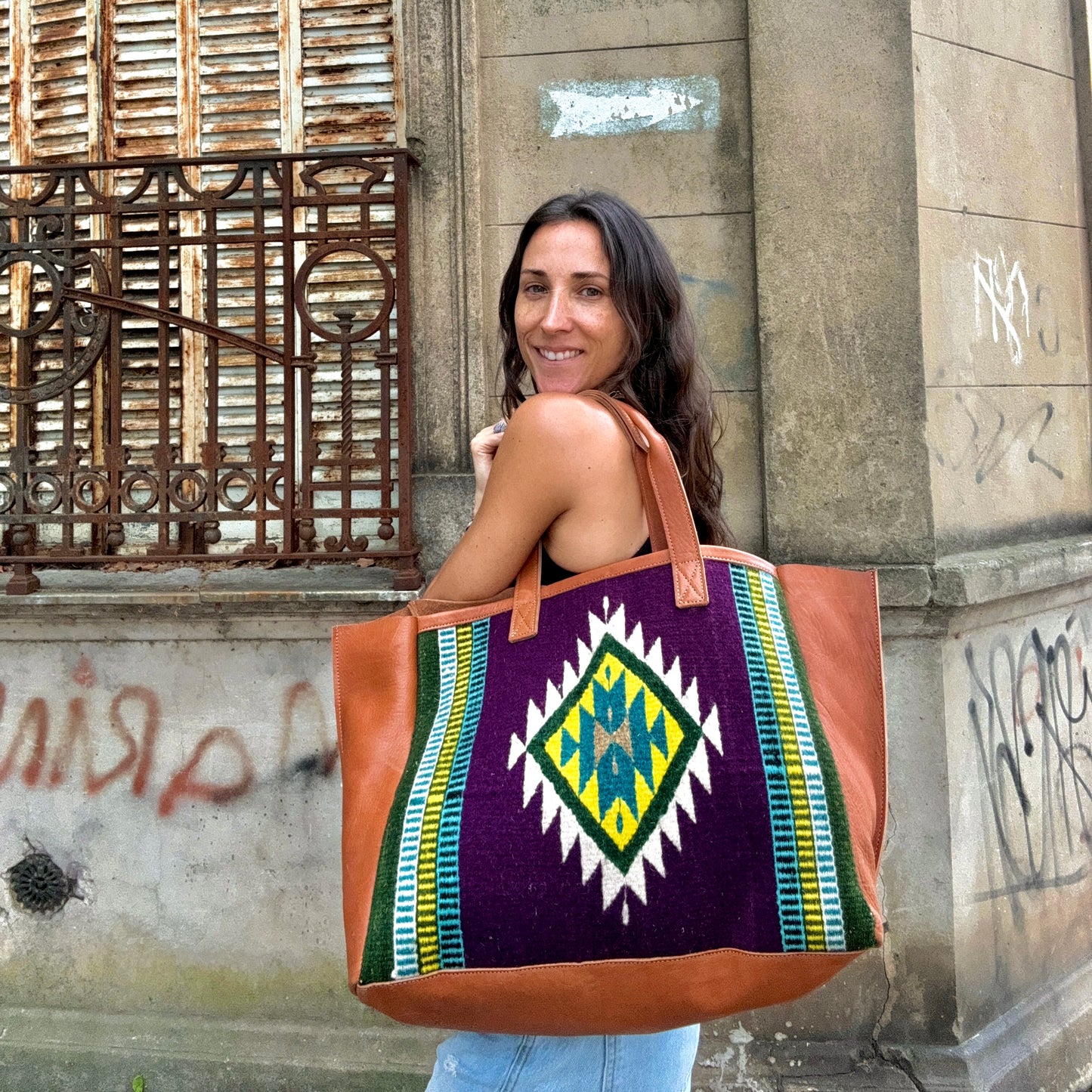 Woven Tote Bag Teotitlán XL in Caramel