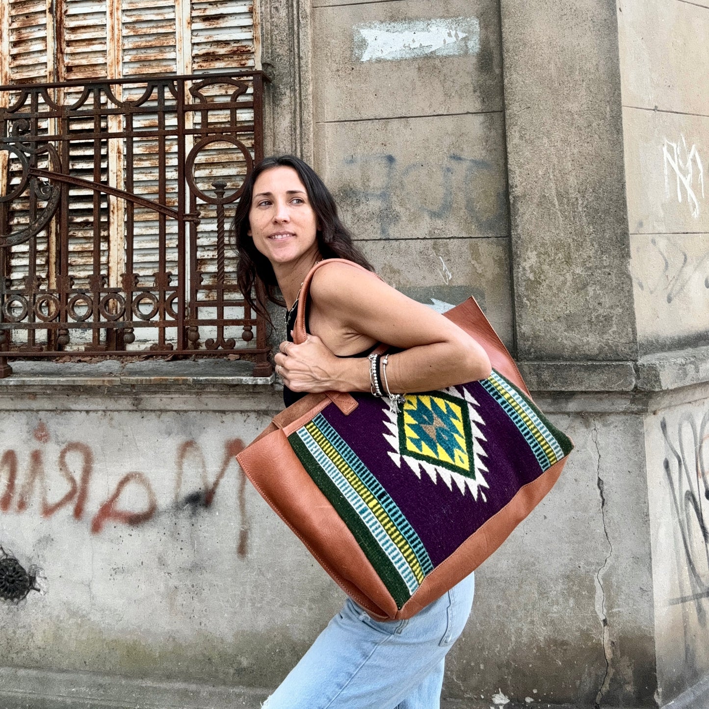 Woven Tote Bag Teotitlán XL in Caramel
