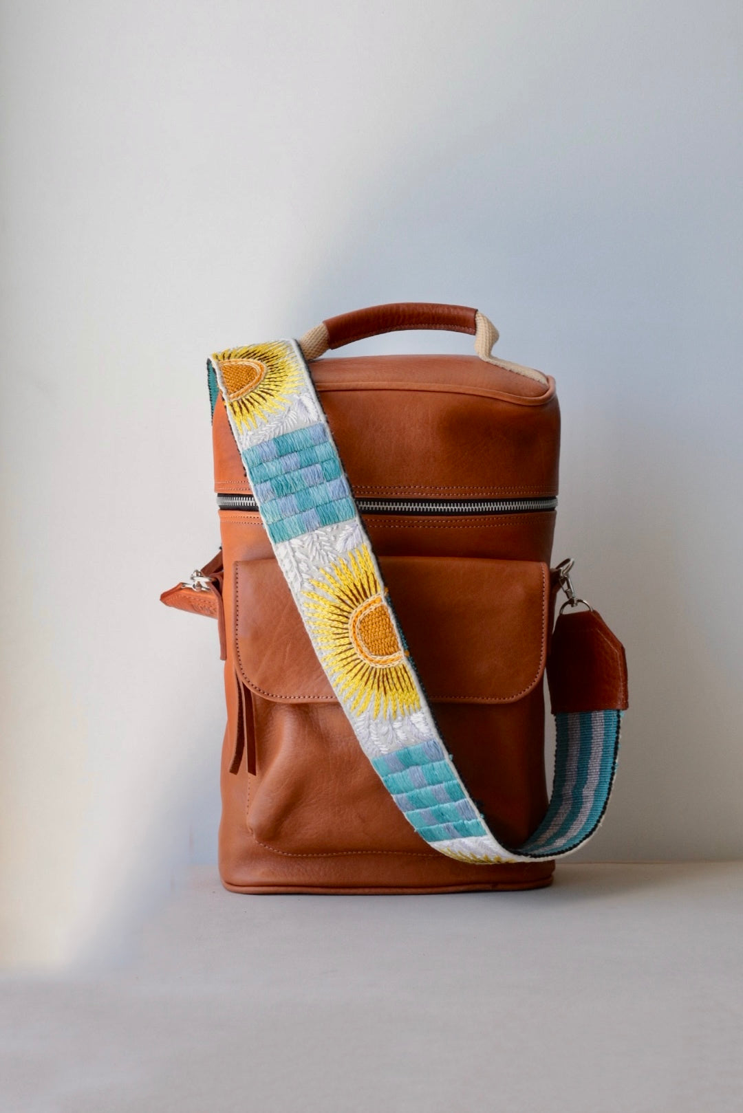 Picnic Bag Mafalda in Caramel + Strap Argentina