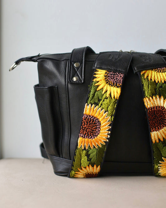 Backpack Teté in Black + 2 Regular Straps Buenos Aires