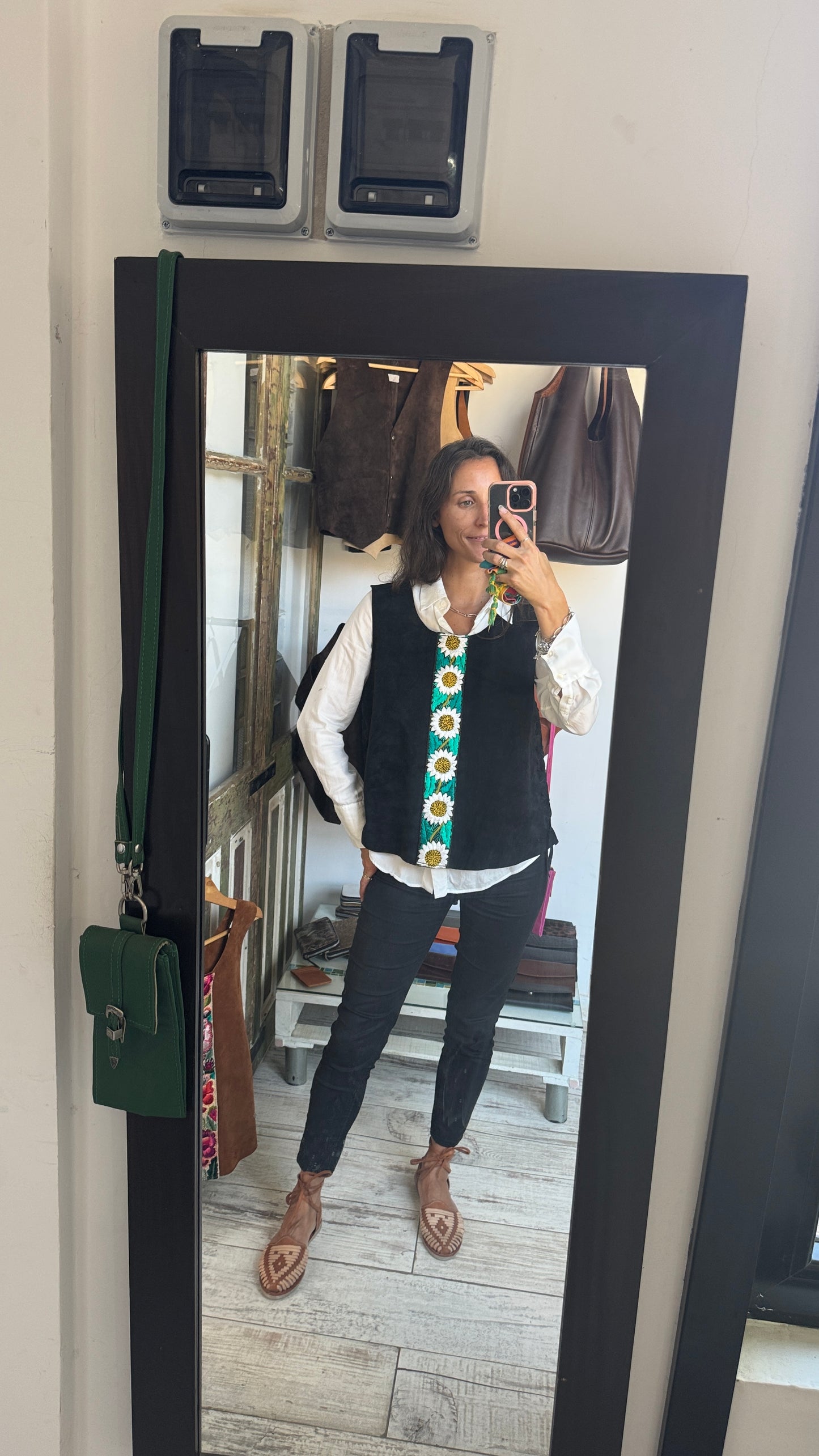 Argentina Suede Top in black + 1/2 Embroidered Strap