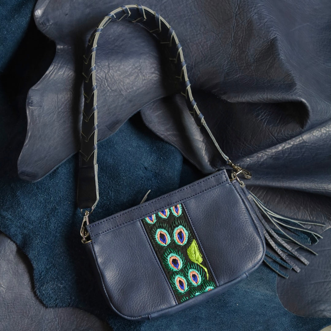 Mini Bag Lujan con Strap Cappadocia en Cuero Azul