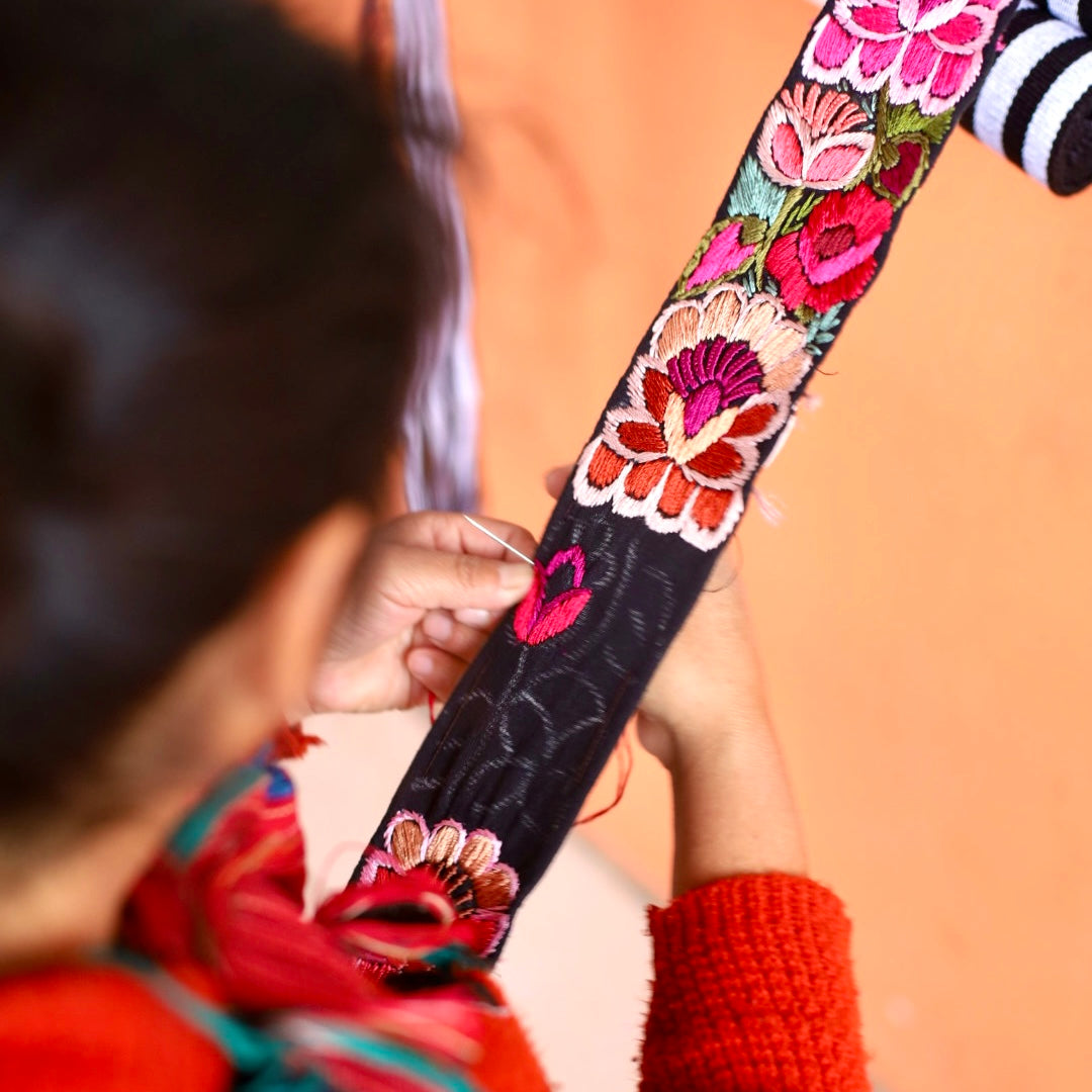 Mini Bag Lujan + Abu Dhabi Strap in Black