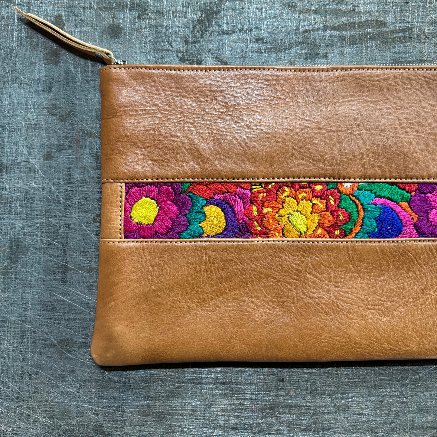 NEW Laptop Case Vintage 4 in Caramel